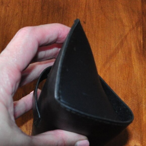 Ray-Ban Black Leather Hard Sunglasses Belt Loop Case Only - Picture 6 of 7